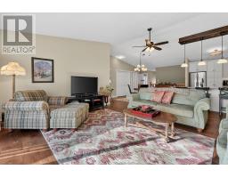 79 - 1241 BEAVERBROOK AVENUE - 21