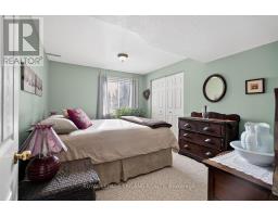 79 - 1241 BEAVERBROOK AVENUE - 31