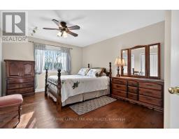 79 - 1241 BEAVERBROOK AVENUE - 34