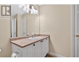 79 - 1241 BEAVERBROOK AVENUE - 40