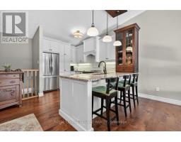 79 - 1241 BEAVERBROOK AVENUE - 9