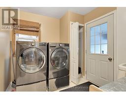 26 SLOANE CRESCENT - 17