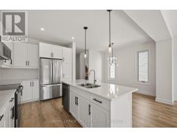 10 - 101 SWALES AVENUE - 16