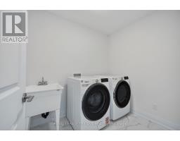 10 - 101 SWALES AVENUE - 32