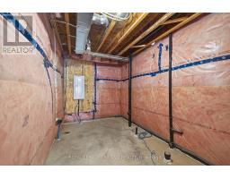 10 - 101 SWALES AVENUE - 36