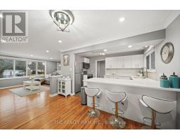 5 MONTCALM STREET N - 10