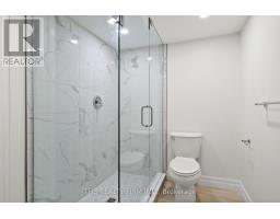 5 MONTCALM STREET N - 32