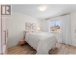 111 LOSSING DRIVE - 26