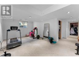 111 LOSSING DRIVE - 29