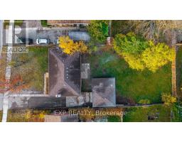 239 COMMISSIONERS ROAD W - 30