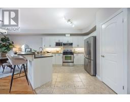 8 - 2089 BEAVERBROOK AVENUE - 14