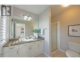 8 - 2089 BEAVERBROOK AVENUE - 24