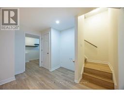 8 - 2089 BEAVERBROOK AVENUE - 33