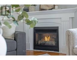 8 - 2089 BEAVERBROOK AVENUE - 9