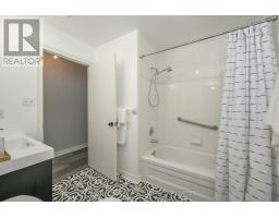 9 - 445 RIVERSIDE DRIVE - 25