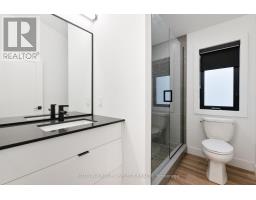 822 MAITLAND STREET - 20