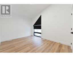 822 MAITLAND STREET - 22