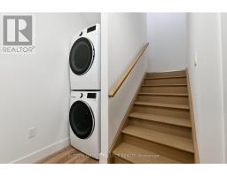 822 MAITLAND STREET - 24