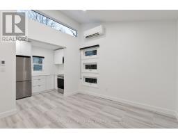 822 MAITLAND STREET - 40