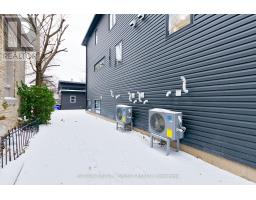 822 MAITLAND STREET - 49