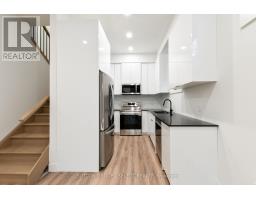 822 MAITLAND STREET - 8