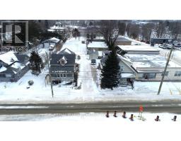 16 ONTARIO STREET N - 38