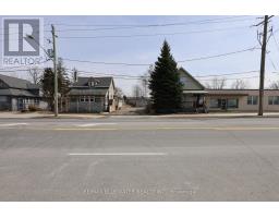 16-18 ONTARIO STREET N - 42