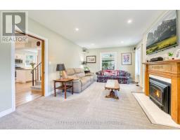 703 WELLINGTON STREET - 18