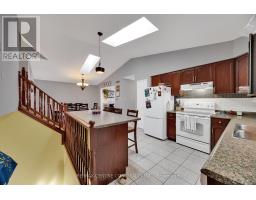 9 GERALD CRESCENT - 30