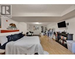 9 GERALD CRESCENT - 42