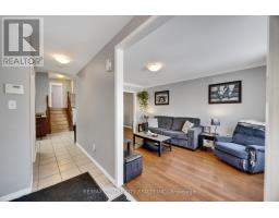 9 GERALD CRESCENT - 6