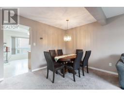 63 - 1990 WAVELL STREET - 16