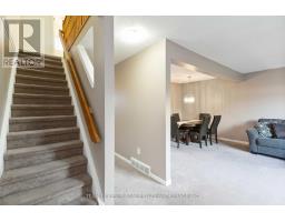 63 - 1990 WAVELL STREET - 22