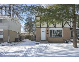 29 SASHA CRESCENT - 6