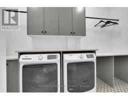 72 ARROWWOOD PATH - 40