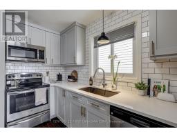 33 BEATTIE AVENUE - 30