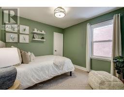 33 BEATTIE AVENUE - 32