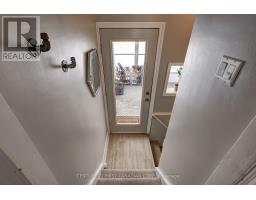 33 BEATTIE AVENUE - 39