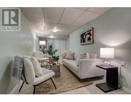 33 BEATTIE AVENUE - 43