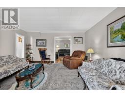 38236 FINGAL LINE - 14