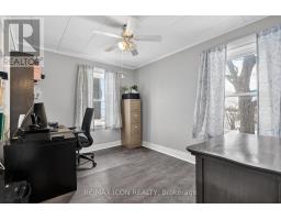 38236 FINGAL LINE - 19