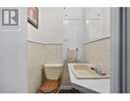 38236 FINGAL LINE - 21