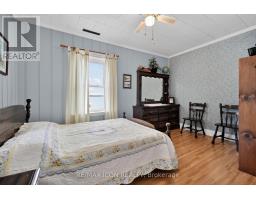 38236 FINGAL LINE - 26