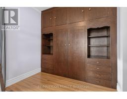 38236 FINGAL LINE - 28