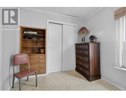 38236 FINGAL LINE - 30