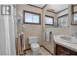 38236 FINGAL LINE - 31