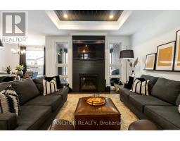 17 KEMP CRESCENT - 11