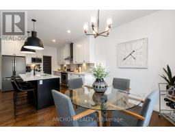 17 KEMP CRESCENT - 16