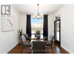 17 KEMP CRESCENT - 22