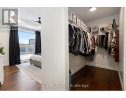 17 KEMP CRESCENT - 25